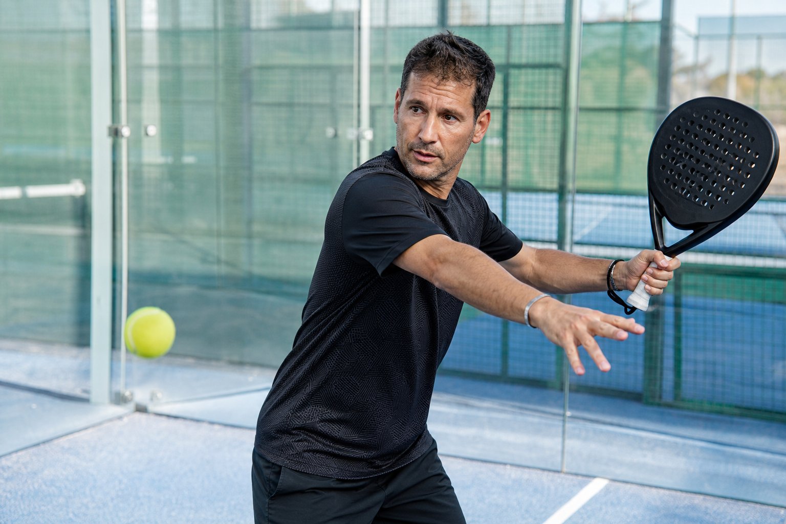 Coach de padel en leçon — créez votre fiche gratuite sur Coach Padel