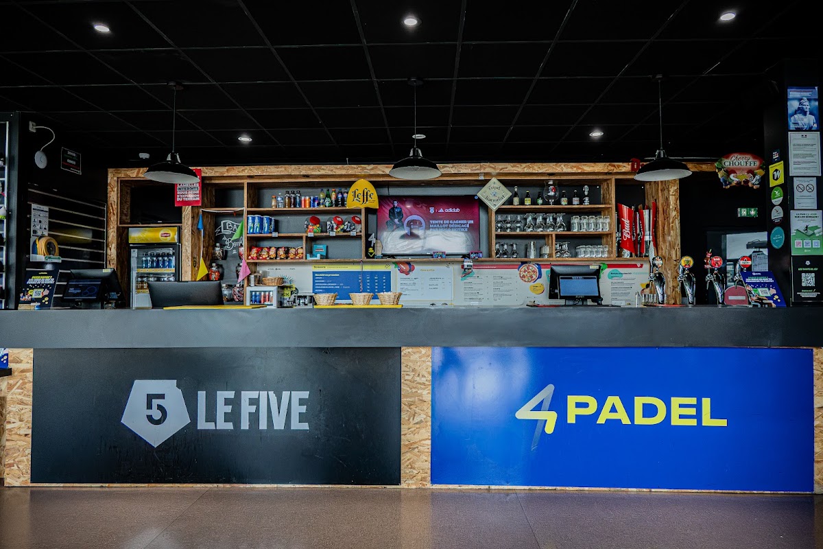 4PADEL VALENCIENNES, club de padel à Petite-Forêt, photo 4