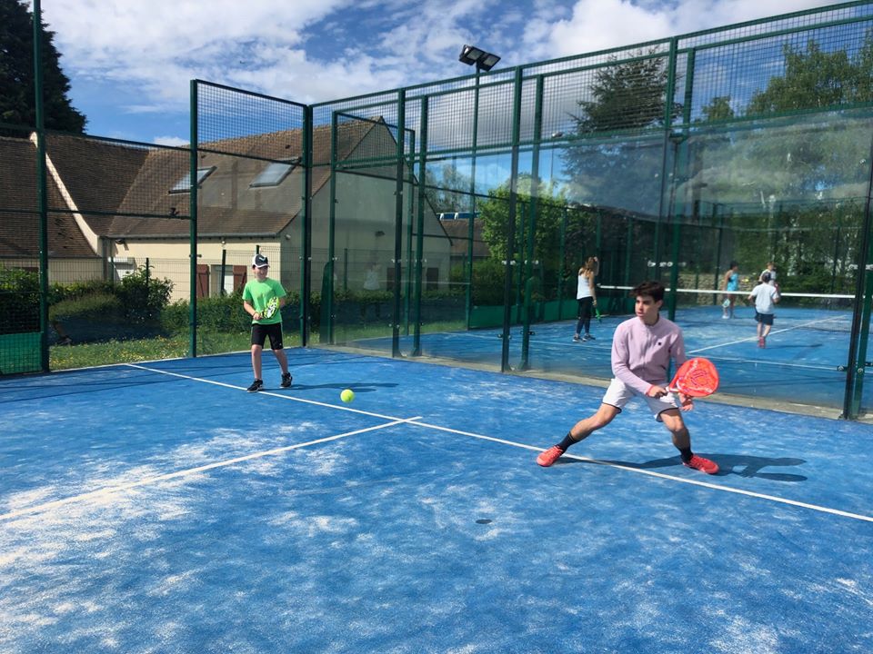 A.T. LES ULIS, club de padel à Les Ulis, photo 3
