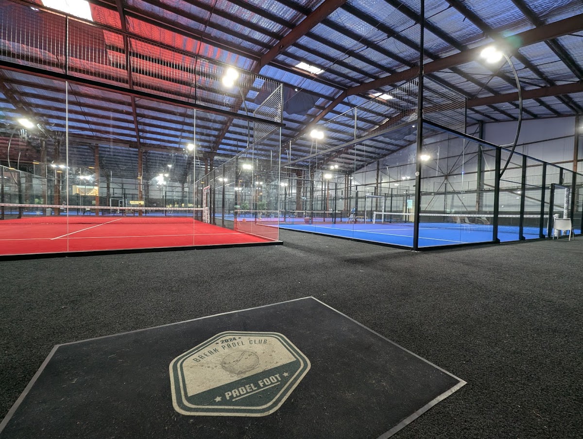 BREAK PADEL CLUB BOUILLARGUES, club de padel à Bouillargues