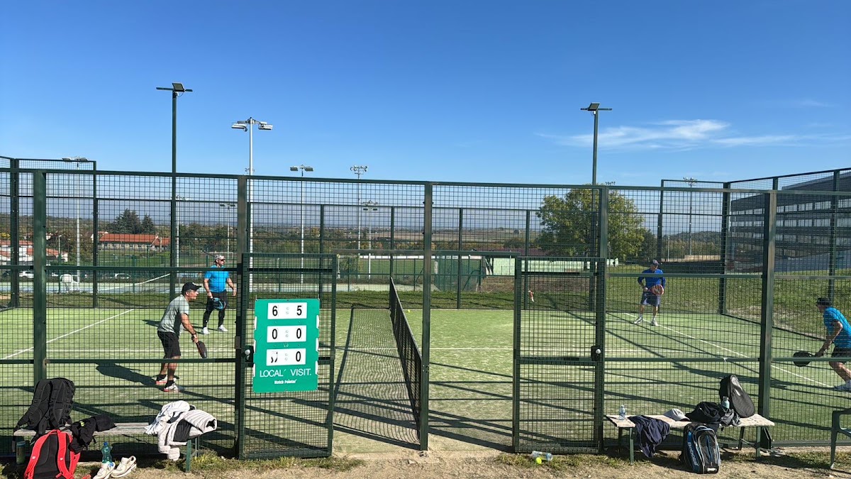 CHATEL-GUYON (TENNIS CLUB), club de padel à Châtel-Guyon, photo 2