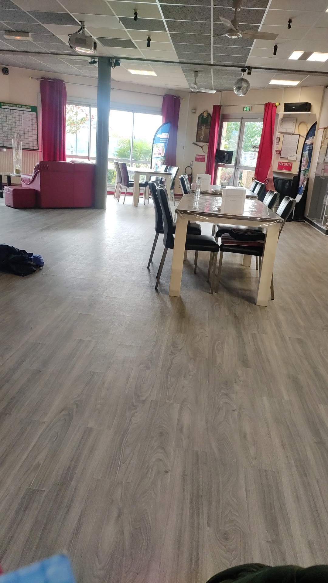 DECINES (TENNIS CLUB DE), club de padel à Décines-Charpieu, photo 5