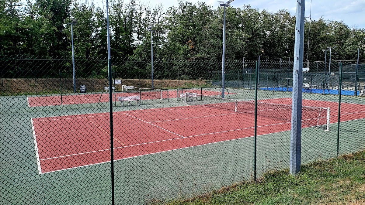 DOMMARTIN (TENNIS CLUB DE), club de padel à Dommartin