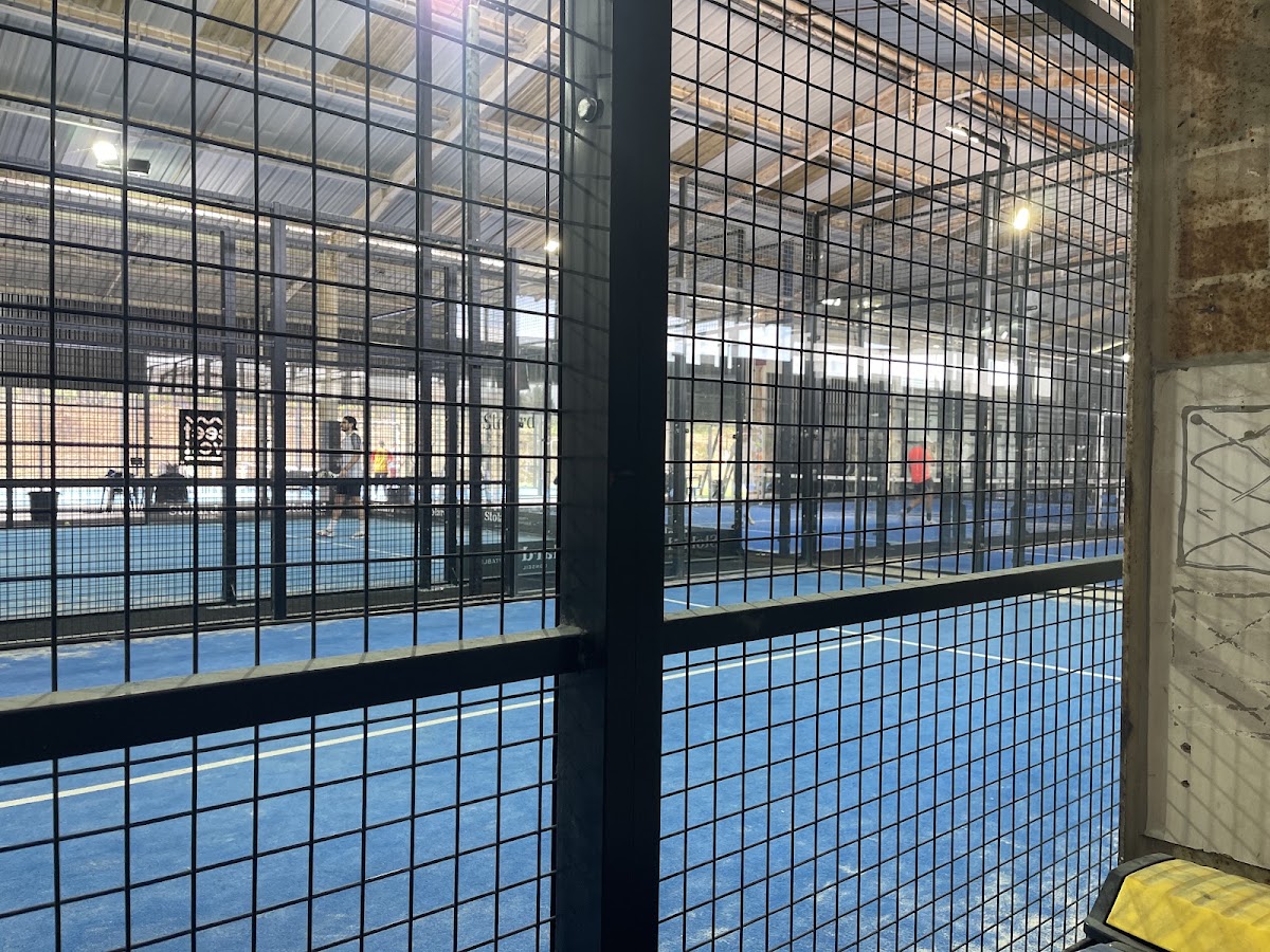 HANGAR, club de padel à Sainte-Marie, photo 5