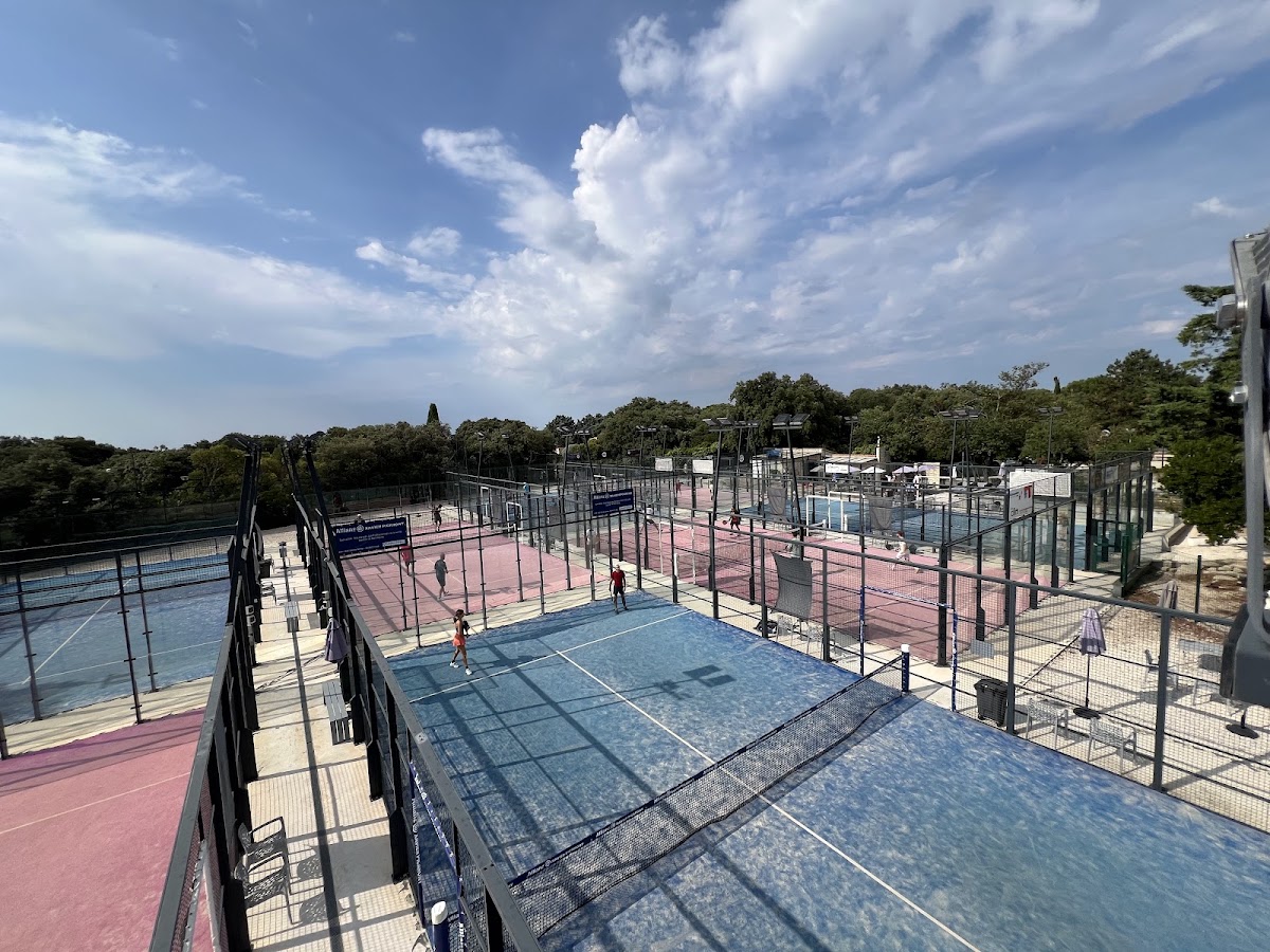 HAUTS DE NIMES PADEL CLUB, club de padel à Nîmes, photo 3