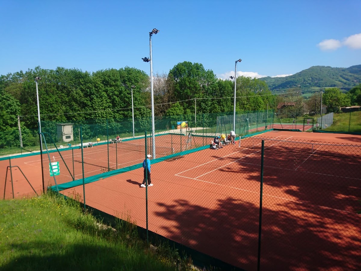 JARRIE BRIÉ TENNIS CLUB, club de padel à Jarrie