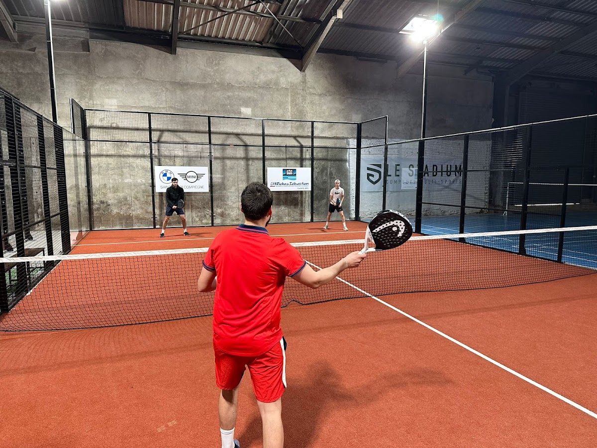 LE STADIUM, club de padel à Compiègne, photo 3