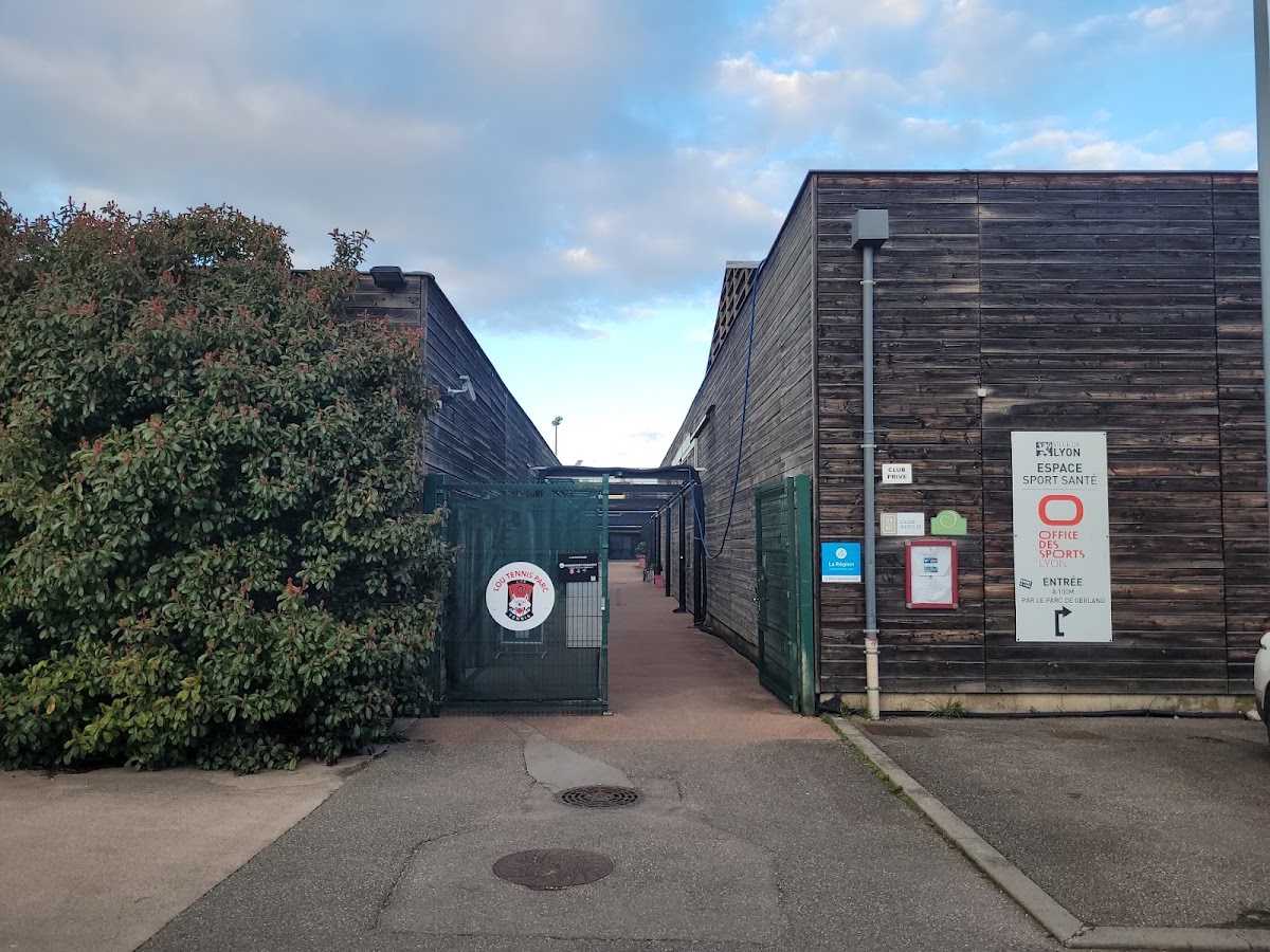 LOU TENNIS PARC, club de padel à La Mulatière, photo 4