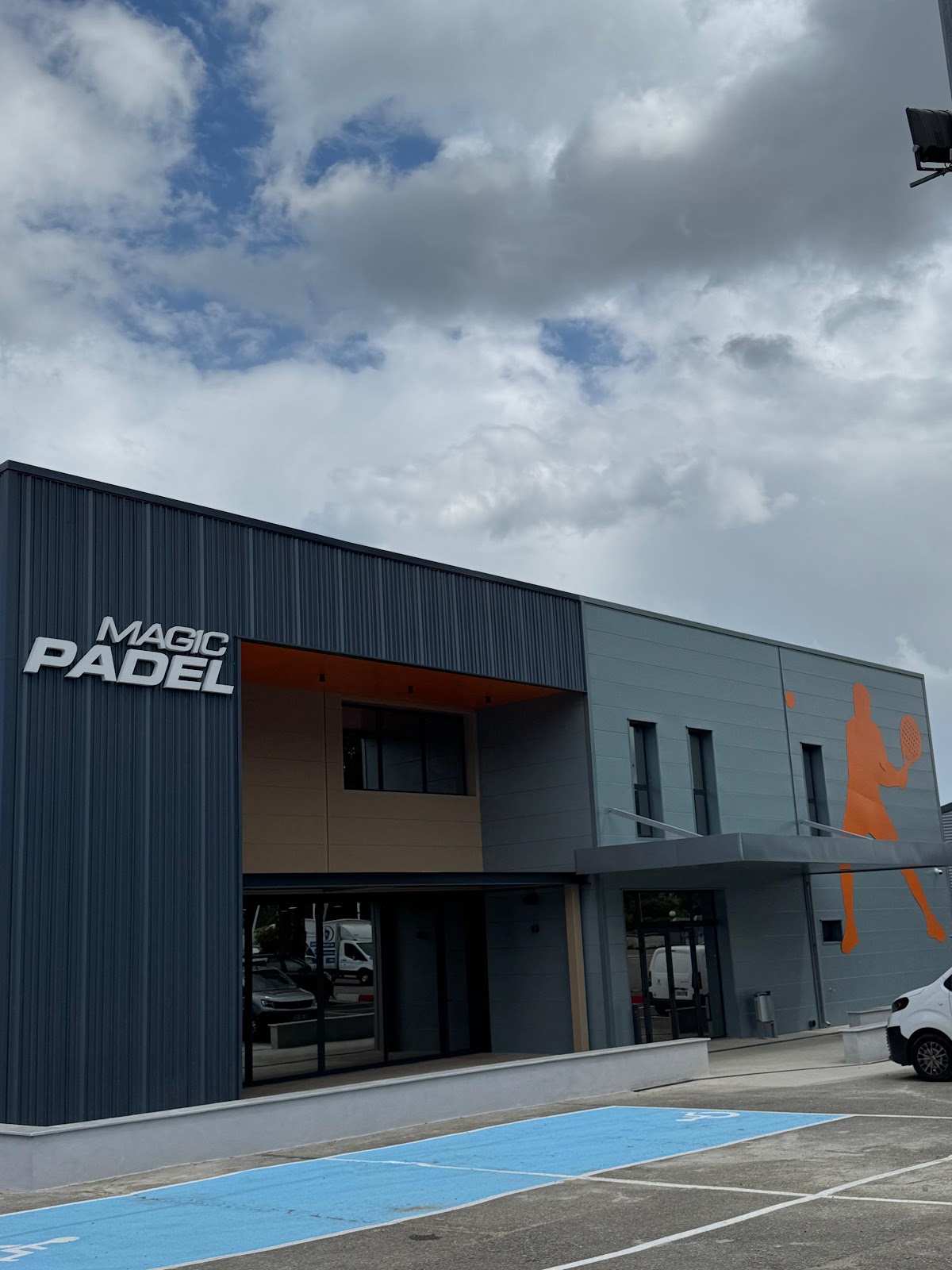 MAGIC PADEL, club de padel à Borgo, photo 5