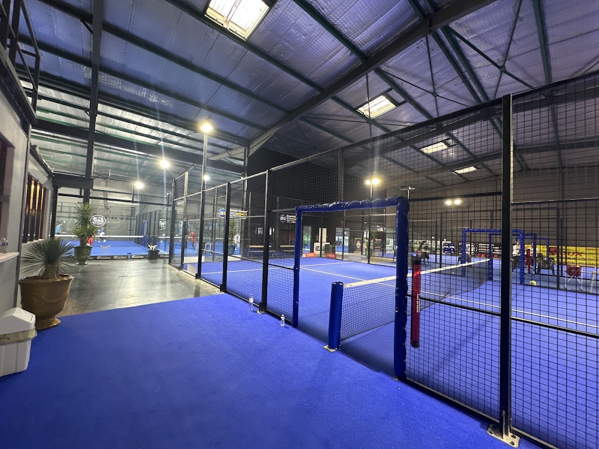MAM'SOCCER FIVE PADEL, club de padel à Boisset-et-Gaujac, photo 2