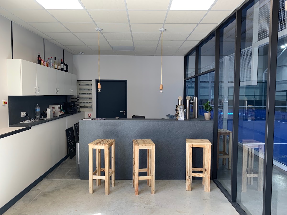 MB PADEL, club de padel à Sainte-Eulalie, photo 2