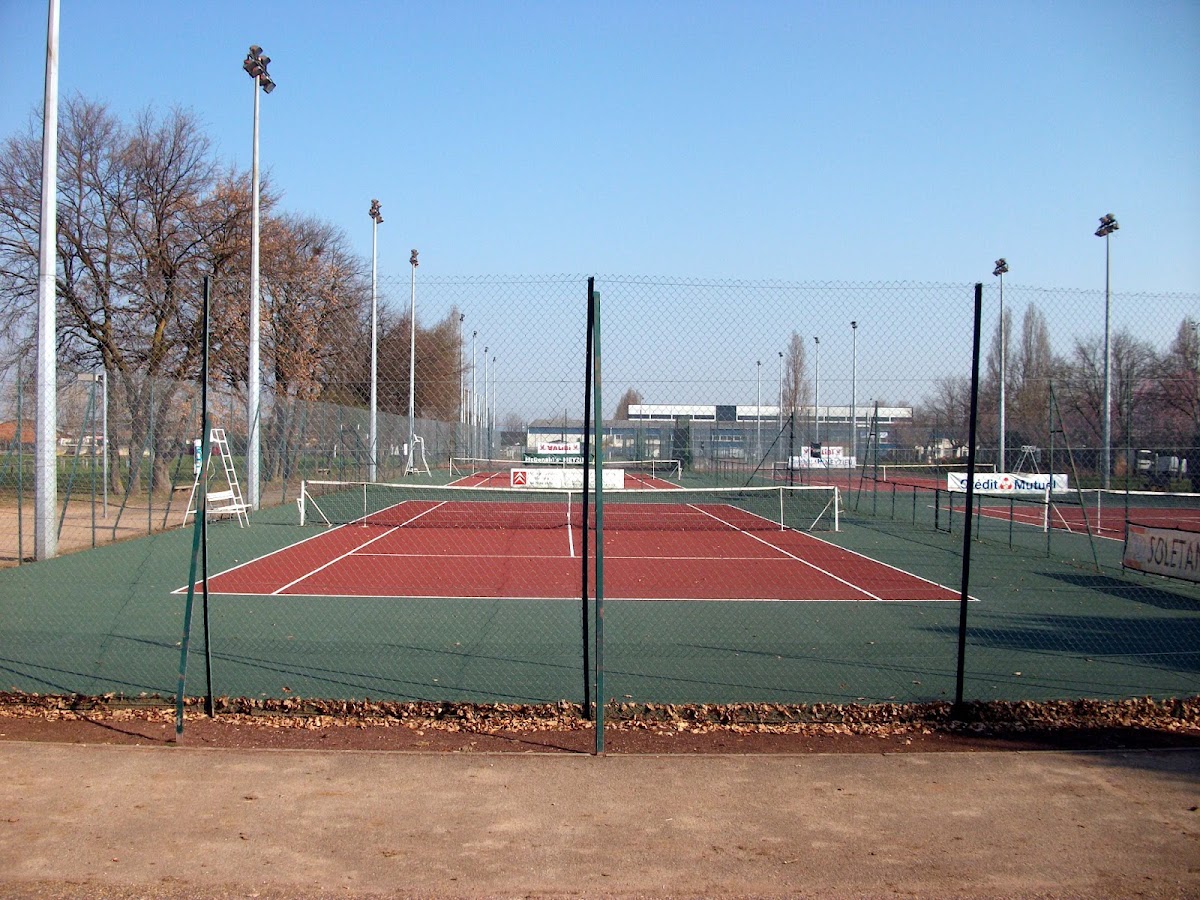 MEYZIEU TENNIS, club de padel à Meyzieu, photo 2