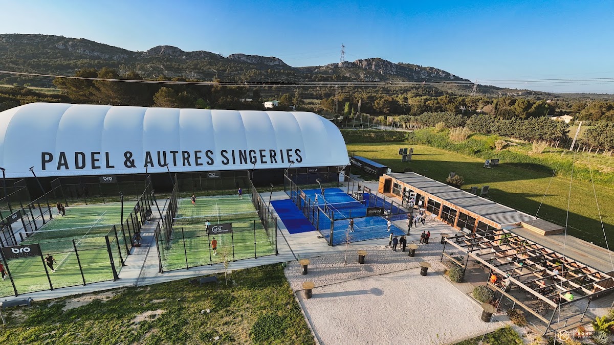 MONKEY PADEL, club de padel à Pélissanne