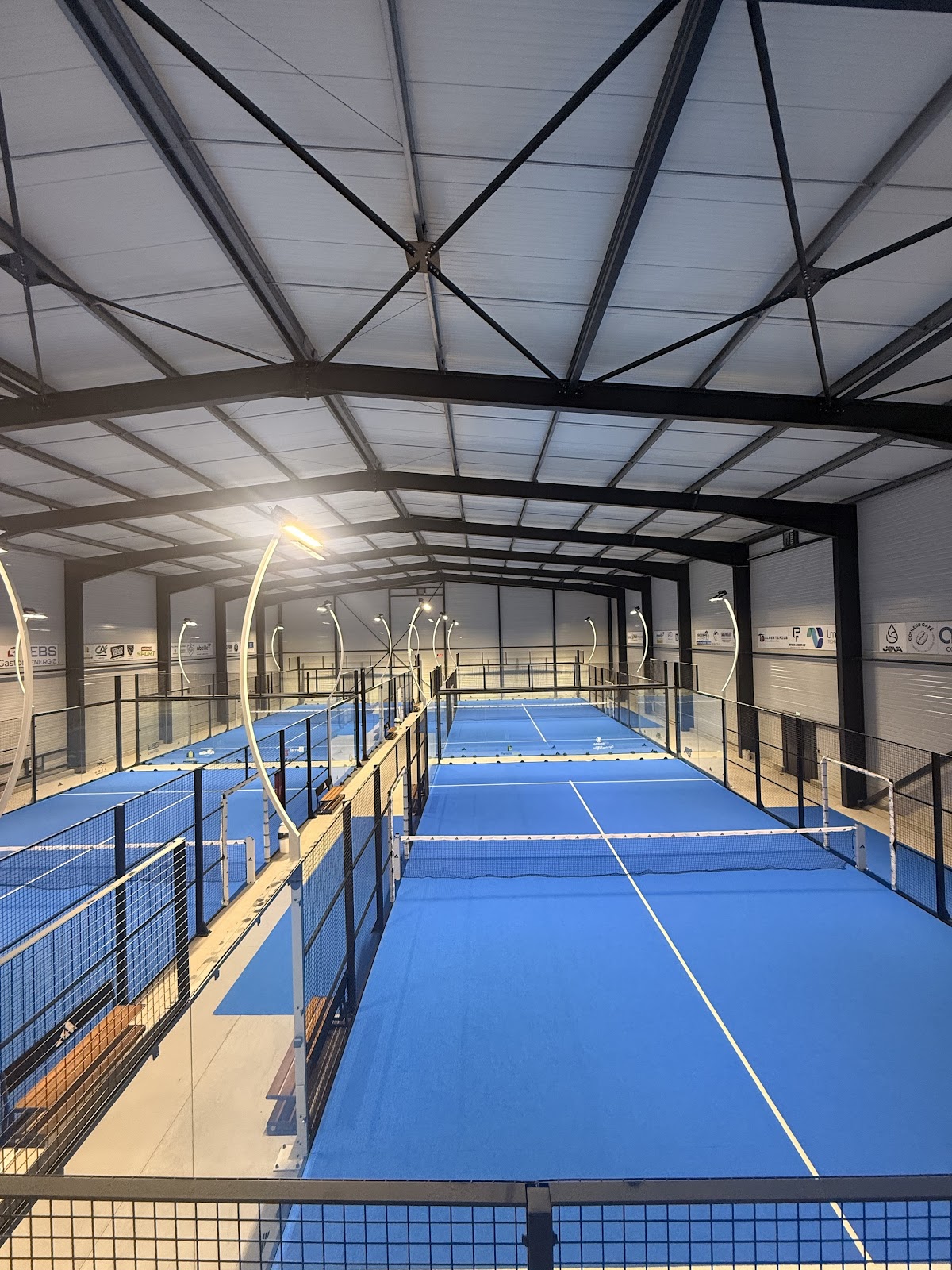 PADEL AND CO, club de padel à Saïx