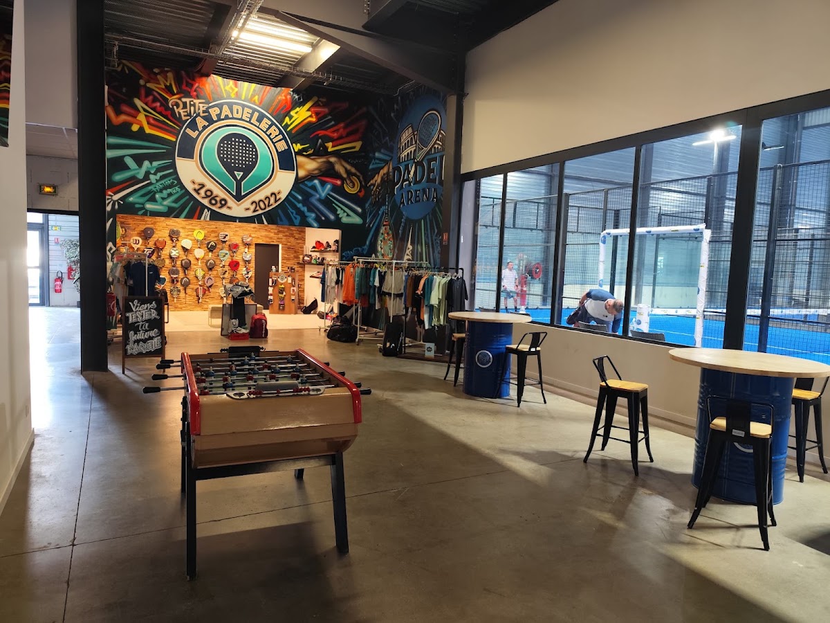 PADEL ARENA 83, club de padel à La Crau