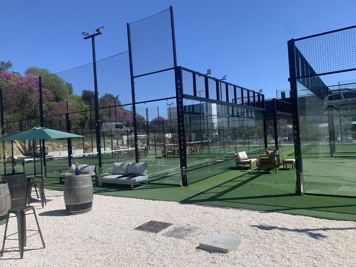PADEL CLUB SAINT CESAIRE, club de padel à Nîmes