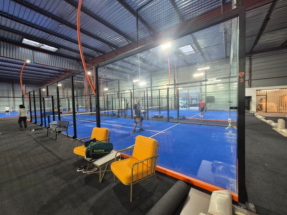 PADEL FUN ACADEMY, club de padel à Alata, photo 2