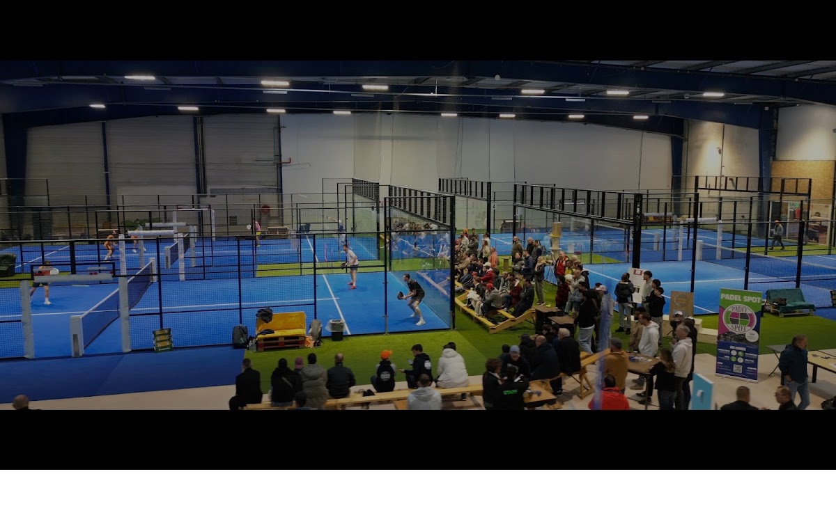 PADEL SPOT, club de padel à Gond-Pontouvre, photo 5