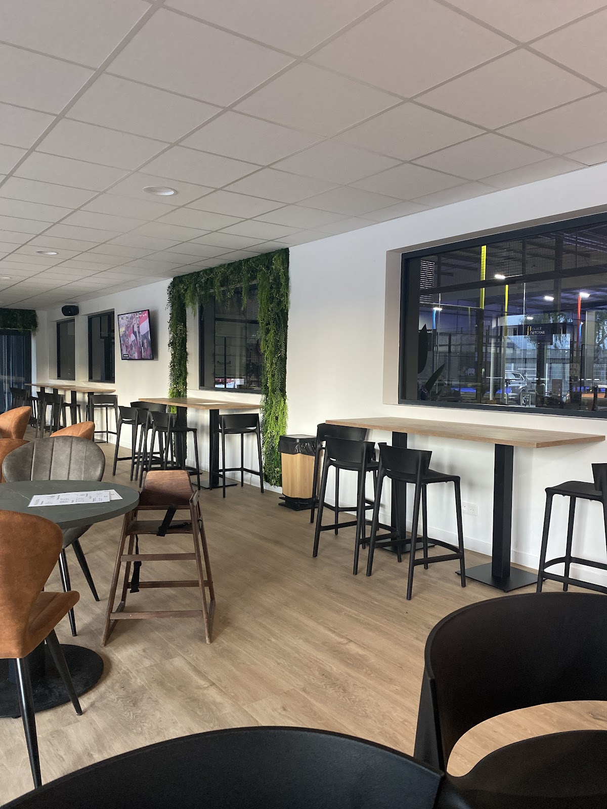 PALAREA LE MANS, club de padel à La Chapelle-Saint-Aubin, photo 3