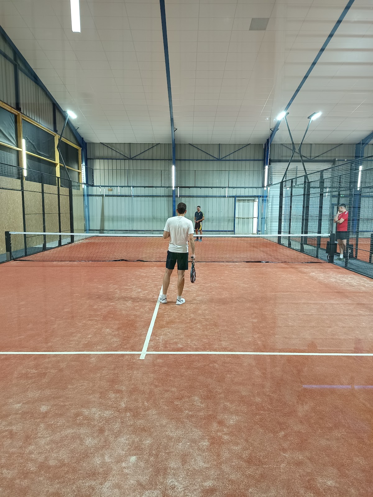 PURE PADEL MONTAIGU, club de padel à La Roche-sur-Yon