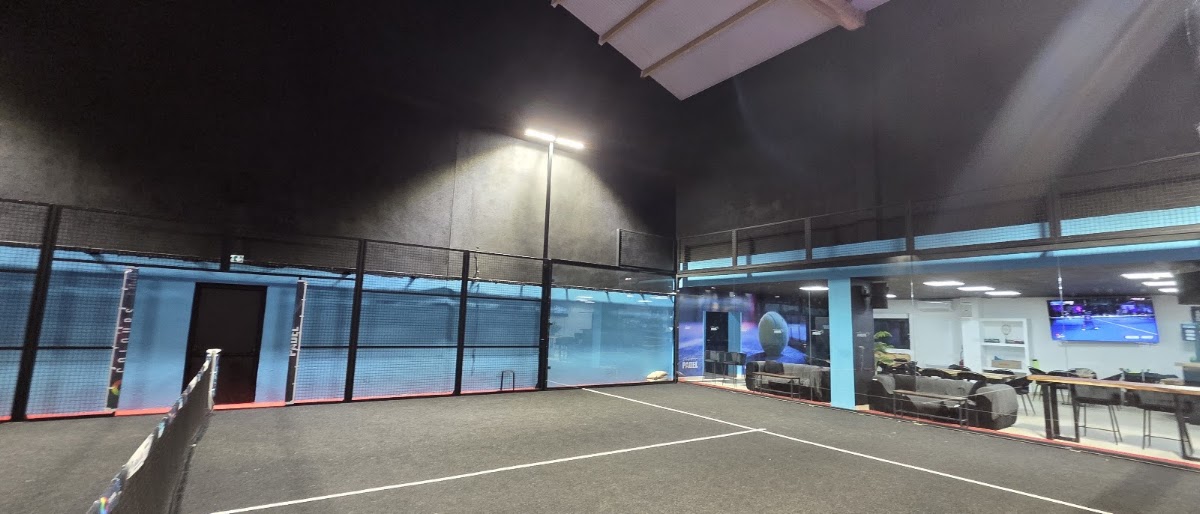 ROAD HOUSE PADEL, club de padel à Grans