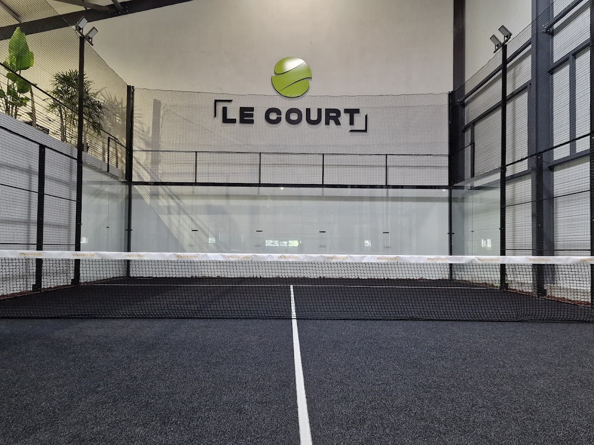 SAS LE COURT, club de padel à Hyères