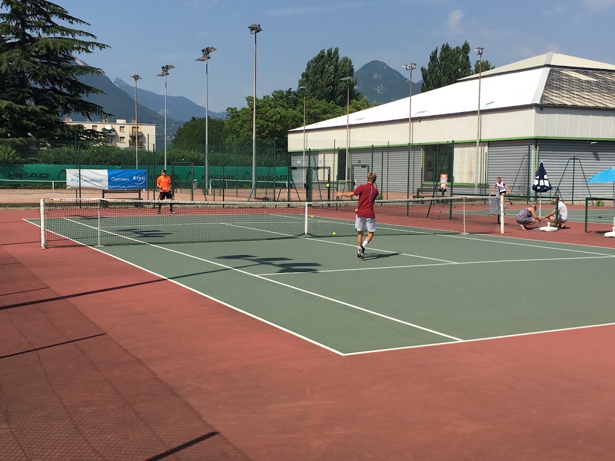 SEYSSINET TENNIS ET PADEL CLUB, club de padel à Seyssinet-Pariset