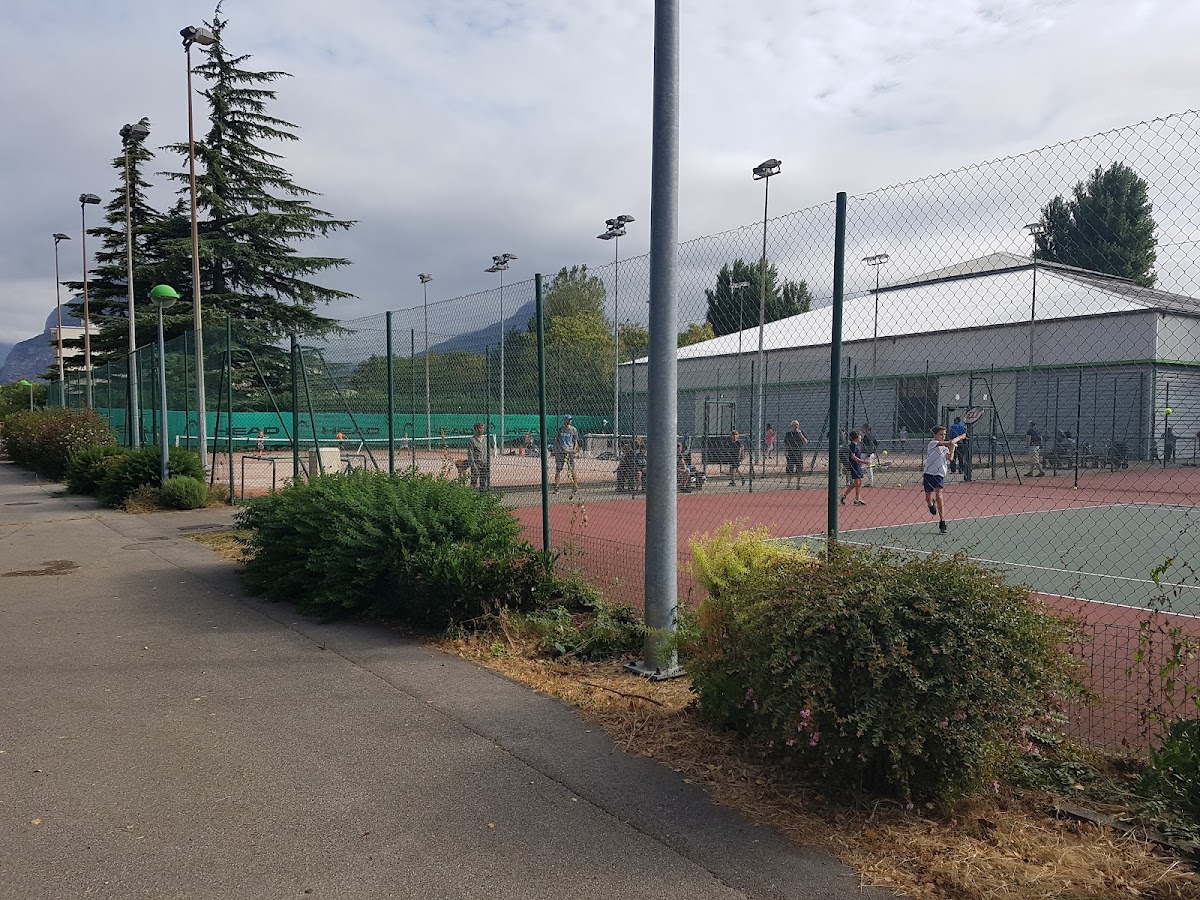 SEYSSINET TENNIS ET PADEL CLUB, club de padel à Seyssinet-Pariset, photo 2