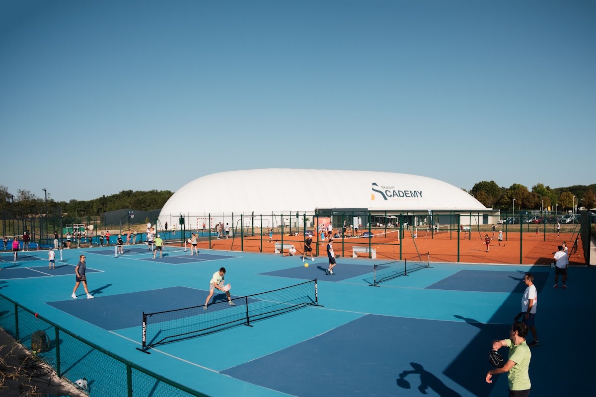 SKIN UP ACADEMY, club de padel à Azay-le-Rideau