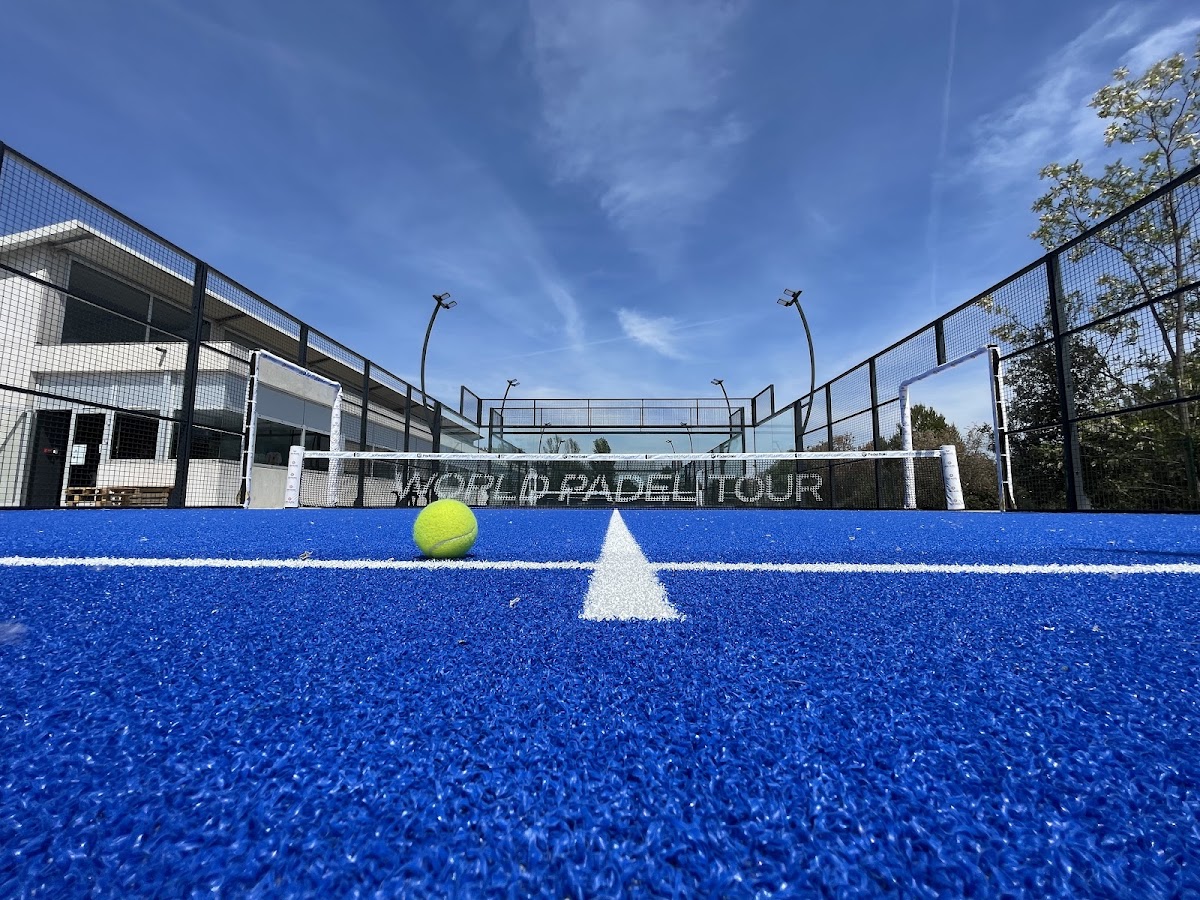 SUD PADEL Vailhauquès, club de padel à Vailhauquès, photo 2