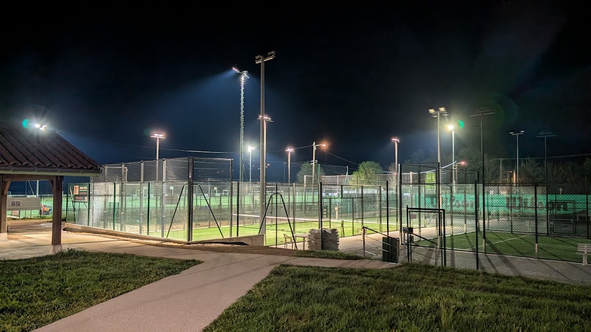 SUD REVERMONT (TENNIS CLUB), club de padel à Saint-Martin-du-Mont, photo 3