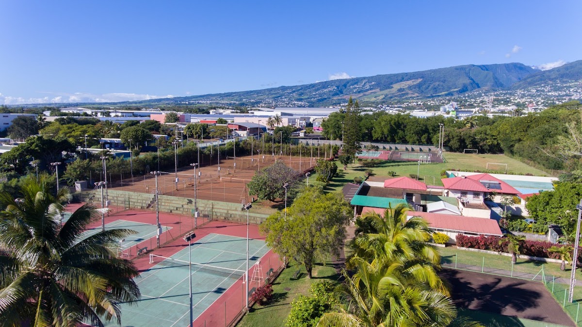 T.C. DIONYSIEN STE CLOTILDE, club de padel à Sainte-Marie, photo 2