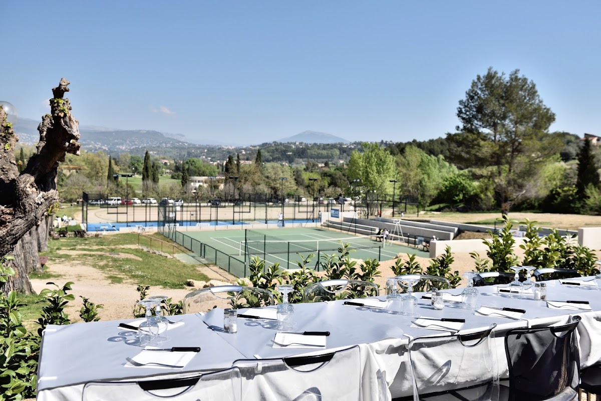 TCM MOUANS SARTOUX, club de padel à Mouans-Sartoux, photo 3