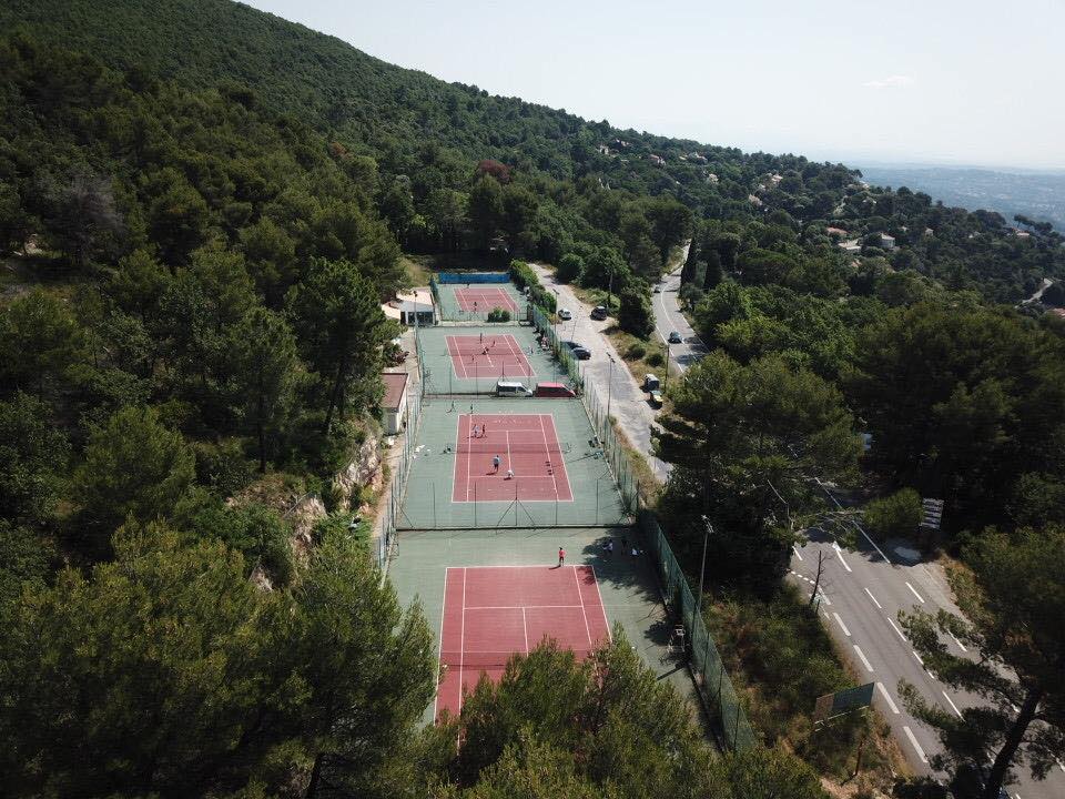 TENNIS ALTITUDE 500 GRASSE, club de padel à Grasse