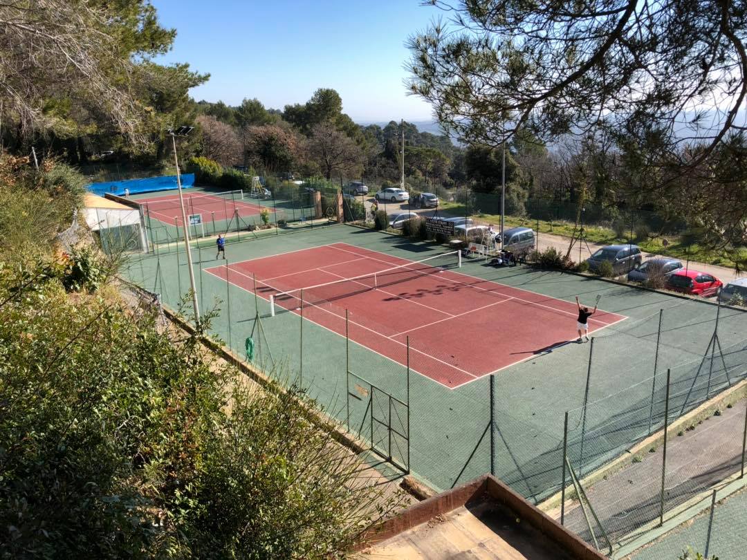 TENNIS ALTITUDE 500 GRASSE, club de padel à Grasse, photo 2
