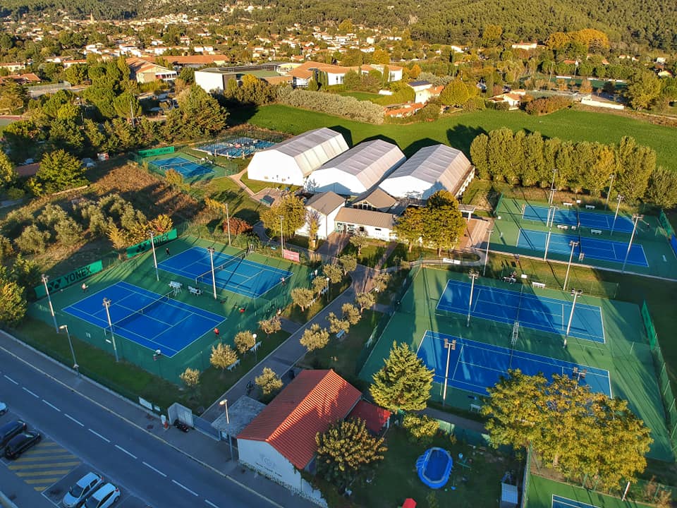 TENNIS CLUB DE GEMENOS, club de padel à Gémenos