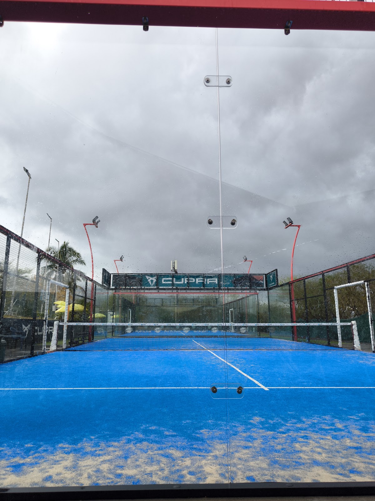TENNIS CLUB DE L OASIS, club de padel à Saint-Paul, photo 2