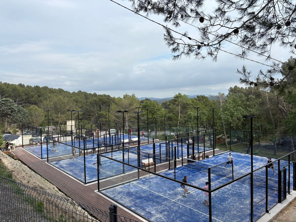TENNIS CLUB FUVEAU, club de padel à Fuveau