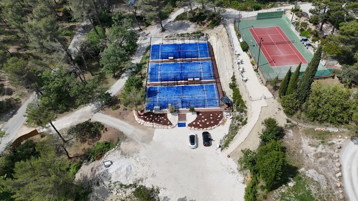 TENNIS CLUB FUVEAU, club de padel à Fuveau, photo 3