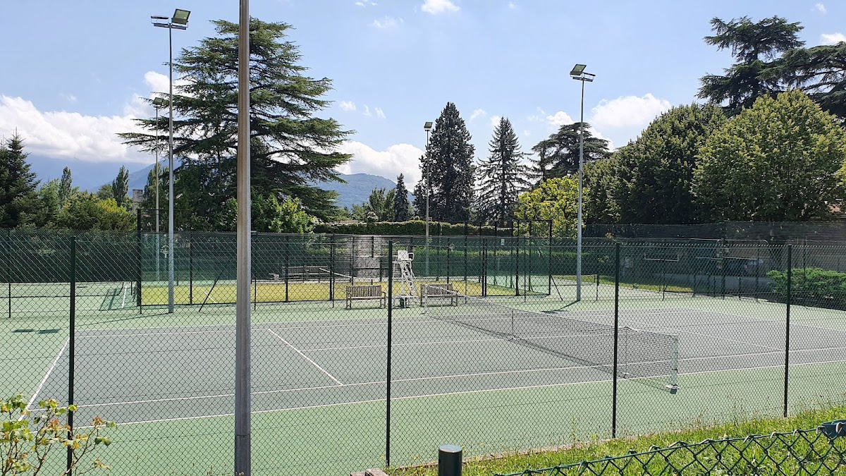 TRONCHE (LA) TENNIS CLUB, club de padel à La Tronche, photo 3