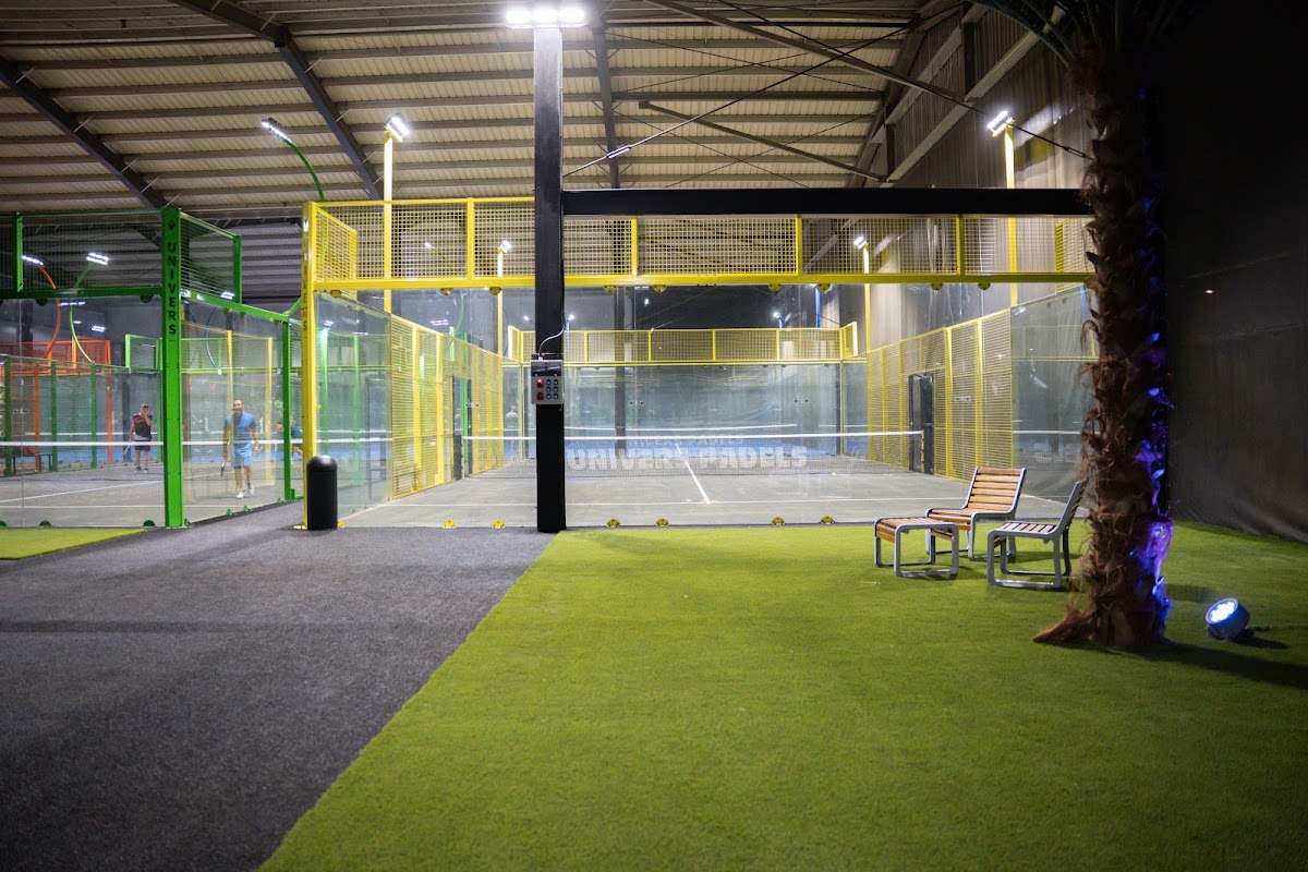 UNIVERS PADEL, club de padel à Fos-sur-Mer, photo 5