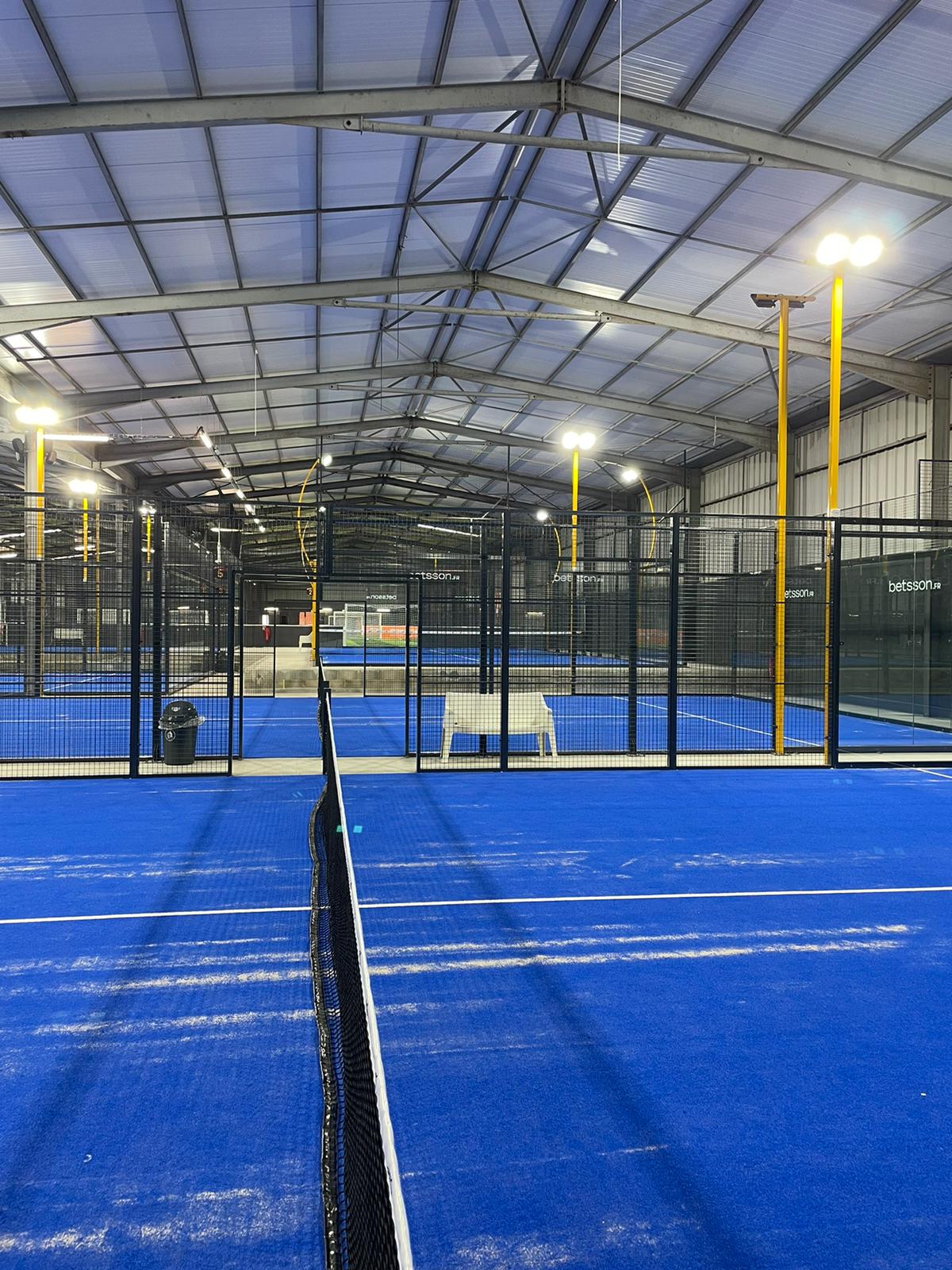 URBAN PADEL DARDILLY, club de padel à Dardilly