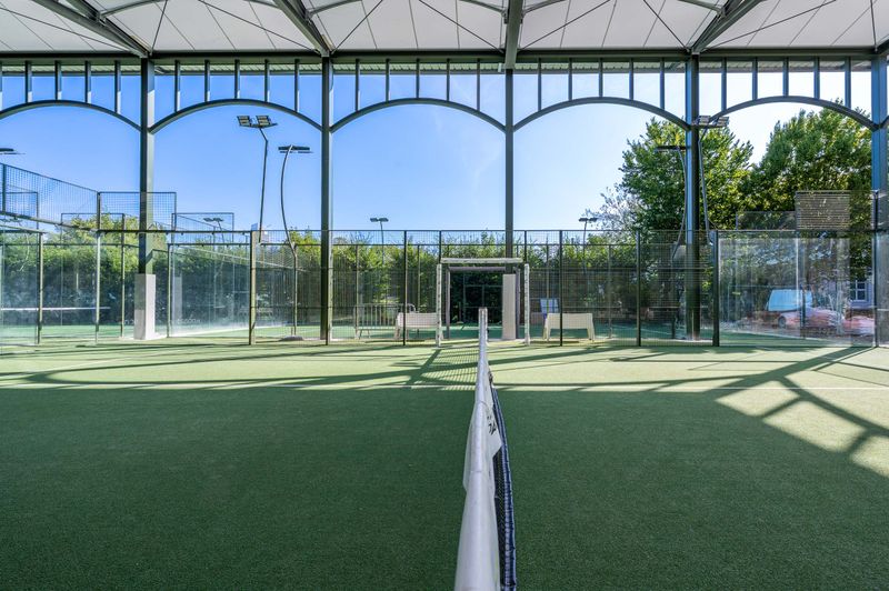URBAN PADEL ILE DE PUTEAUX, club de padel à Puteaux, photo 3