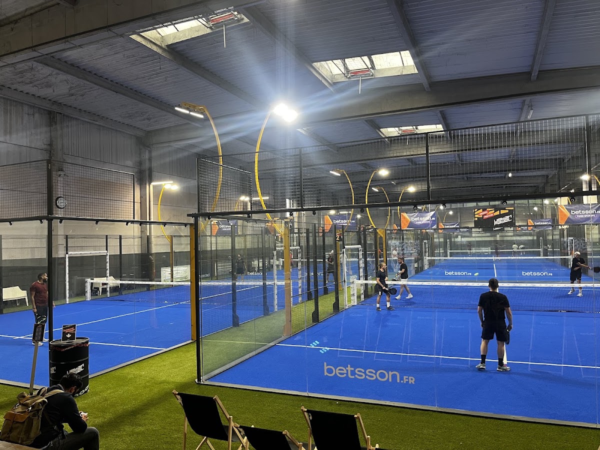 URBAN PADEL TOULOUSE SEPT DENIERS, club de padel à Toulouse, photo 4