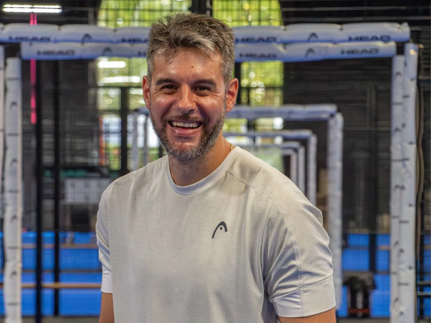 Israel Domínguez, coach de padel à Nemours